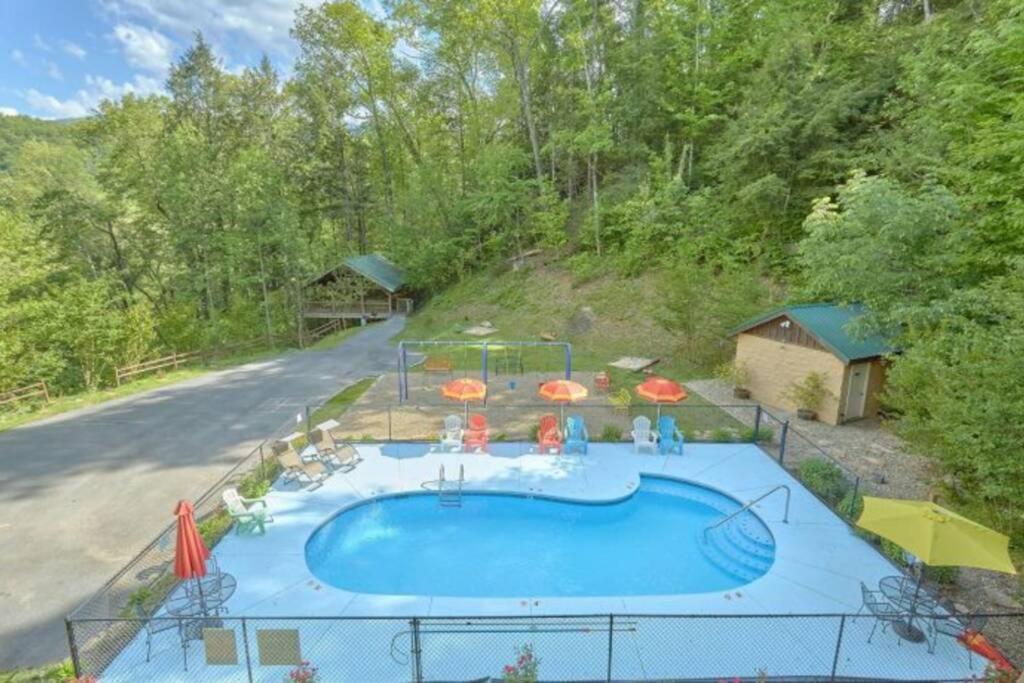 Mountain View 5 Bdrm Gatlinburg Cabin Near Downtown Arts Εξωτερικό φωτογραφία