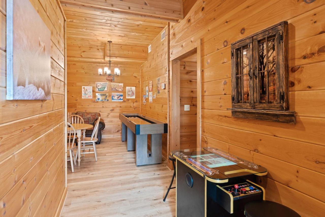 Mountain View 5 Bdrm Gatlinburg Cabin Near Downtown Arts Εξωτερικό φωτογραφία